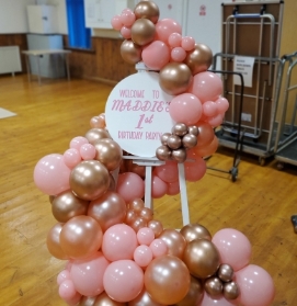 Easel with Balloon Garland